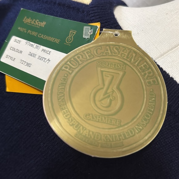 NWT Vintage Cashmere V-Neck Sweater-Wmns Euro 38-Navy Yellow Green Argyle Print - Picture 10 of 16